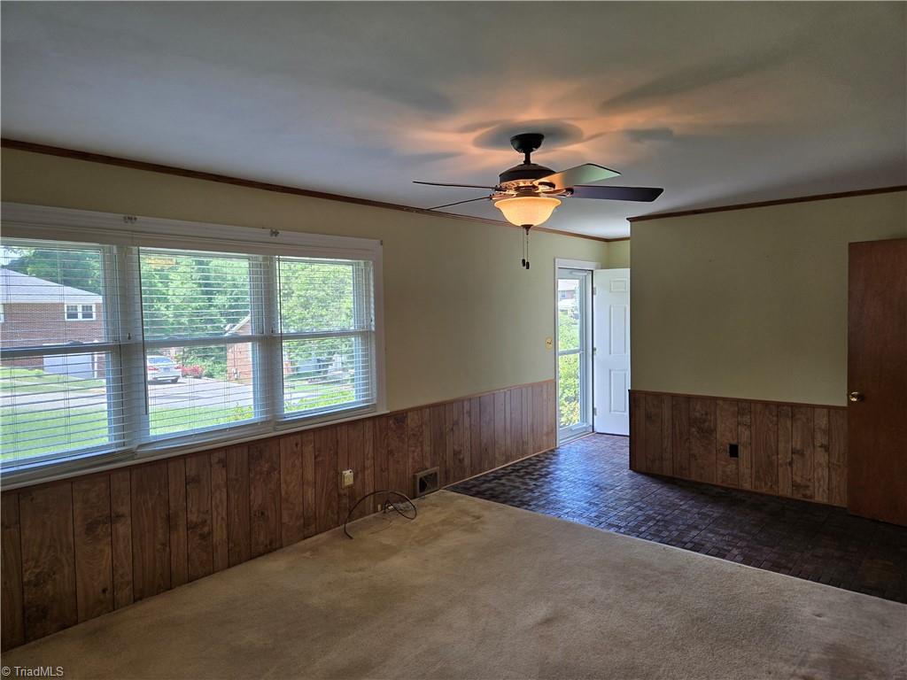 314 Hillcrest Drive, Elkin, North Carolina image 5