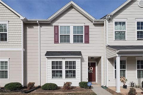Townhouse in Statesville NC 826 Chevelle Drive.jpg