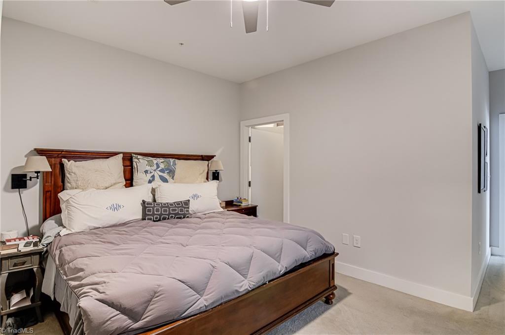 Winston-Salem, North Carolina 27101, United States, 2 Bedrooms Bedrooms, ,2 BathroomsBathrooms,Residential,Active,122058