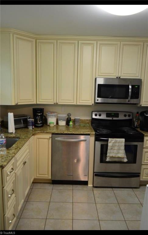 2011 Walker Avenue, Greensboro, North Carolina image 2