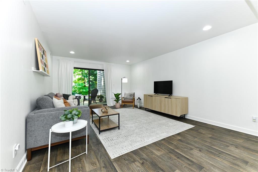 1510 Benjamin Parkway B