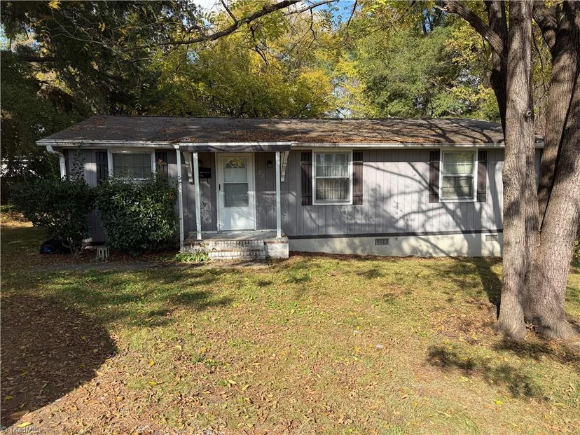 2213 Pear Street, photo 1 of 19