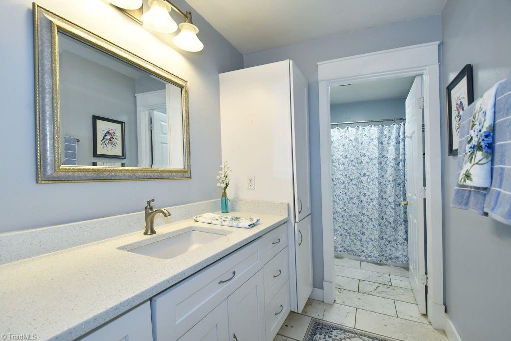 401 Havershire Drive, Jamestown, North Carolina image 20