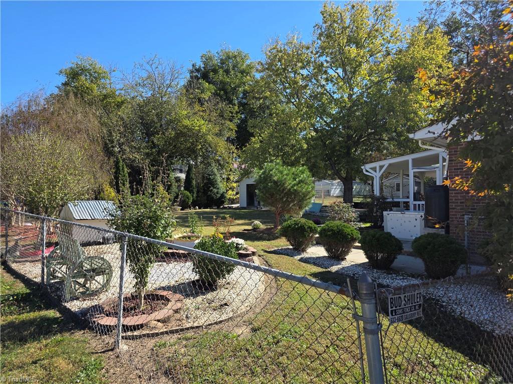 502 6th Street