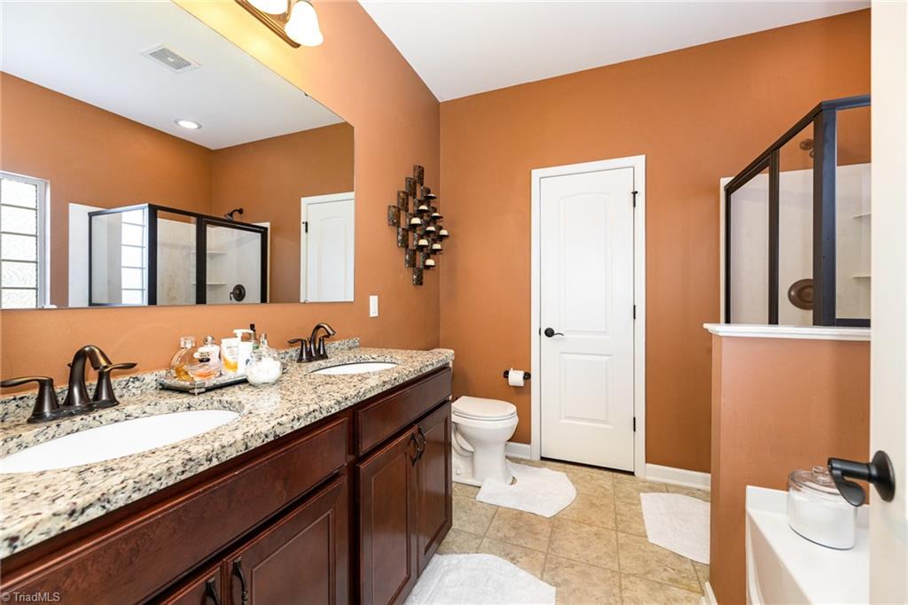 2711 Chari Park Lane, Walkertown, North Carolina image 18