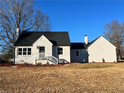 Homes For Sale - 512 Dale Street<br/> Archdale, NC 27263