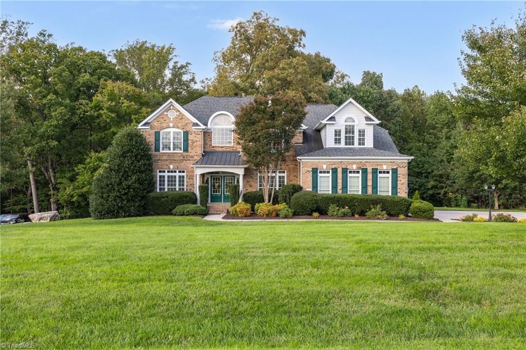 Photo of 8602 Yvonne Court, Oak Ridge, NC 27310 (MLS # 1189089)