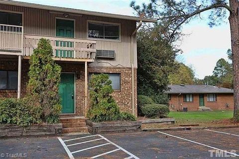 Condo For Sale - 4 Shepherd Lane #4D<br/> Chapel Hill, NC 27514