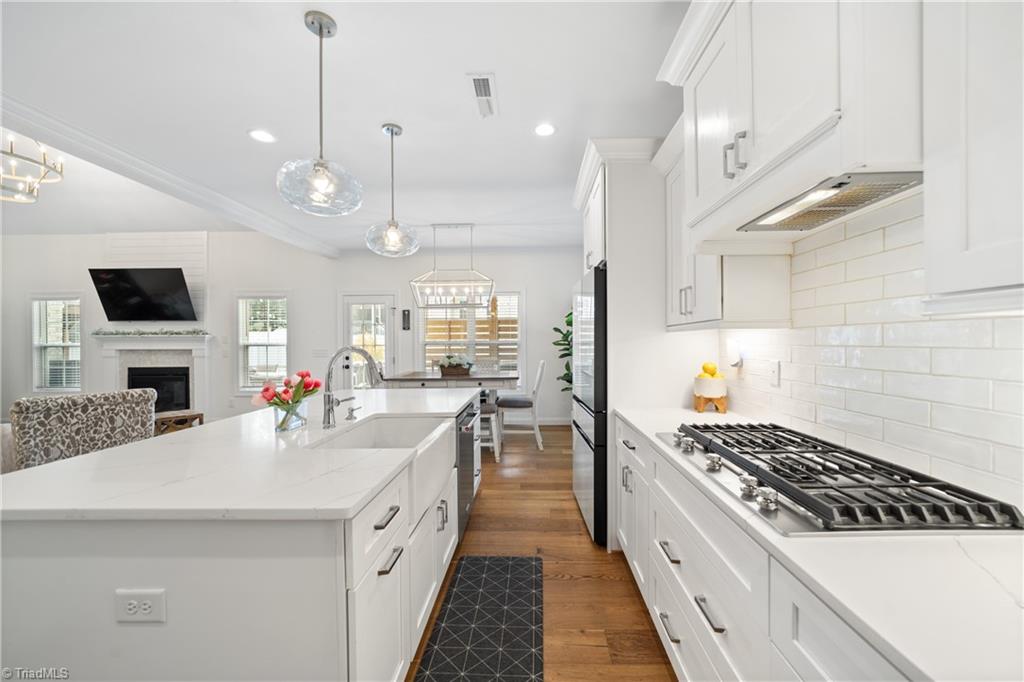 Lewisville, North Carolina 27023, United States, 4 Bedrooms Bedrooms, ,4 BathroomsBathrooms,Residential,Active,192123