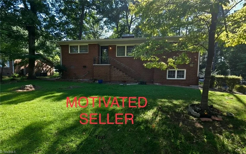 104 Oak Lane, photo 1 of 27