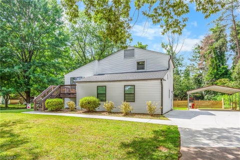 Homes For Sale - 4609 Stanley Court<br/> Forsyth County, Winston-Salem, NC 27101