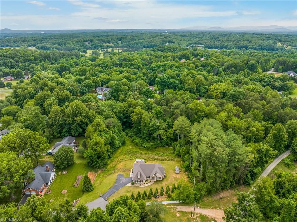 Photo of 153 Woodridge Drive, Mount Airy, NC 27030 (MLS # 1222785)