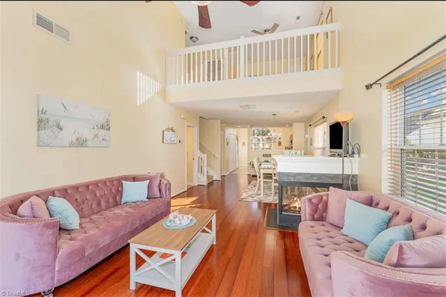 227 Nighthawk Place, photo 2 of 19