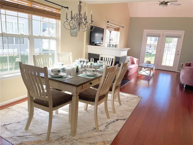 227 Nighthawk Place, photo 5 of 19