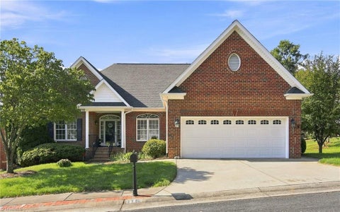 Homes For Sale - 115 Thornbury Ridge Court<br/> Winston-Salem, NC 27106