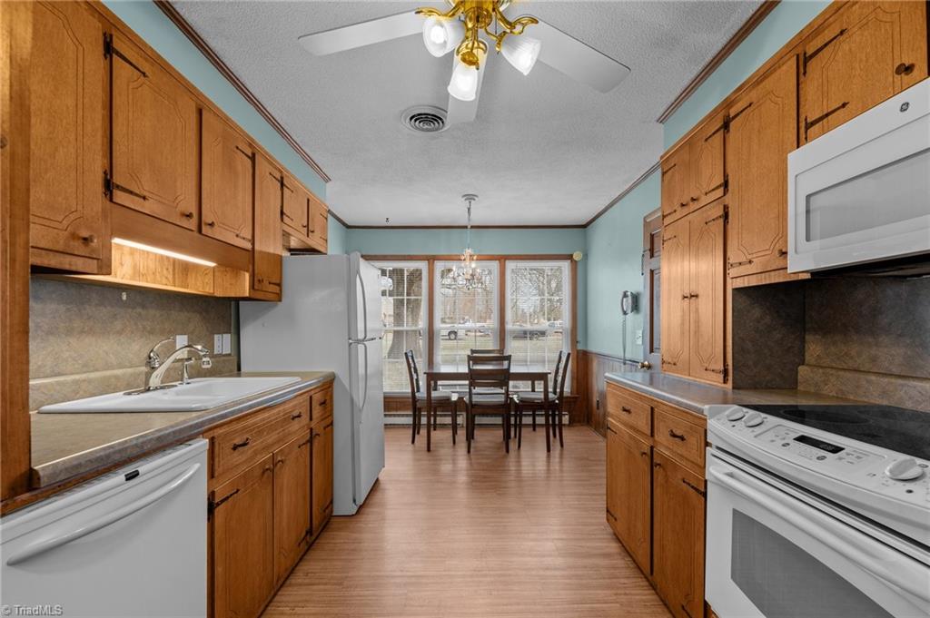 102 Trinity Drive, Elon, North Carolina image 9