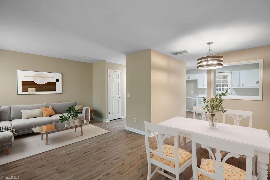 Photo 5 of 17 of 2692 Windy Crossing townhome