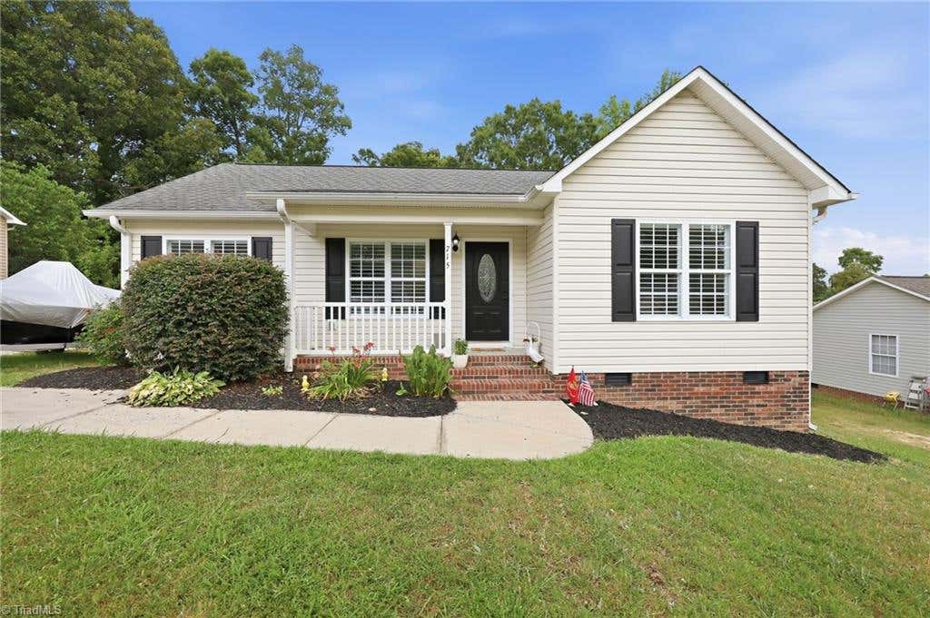 Photo of 715 Dillon Street, Thomasville, NC 27360 (MLS # 1225326)
