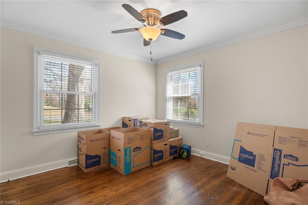 Winston-Salem, North Carolina 27103, United States, 3 Bedrooms Bedrooms, ,2 BathroomsBathrooms,Residential,Active,92837