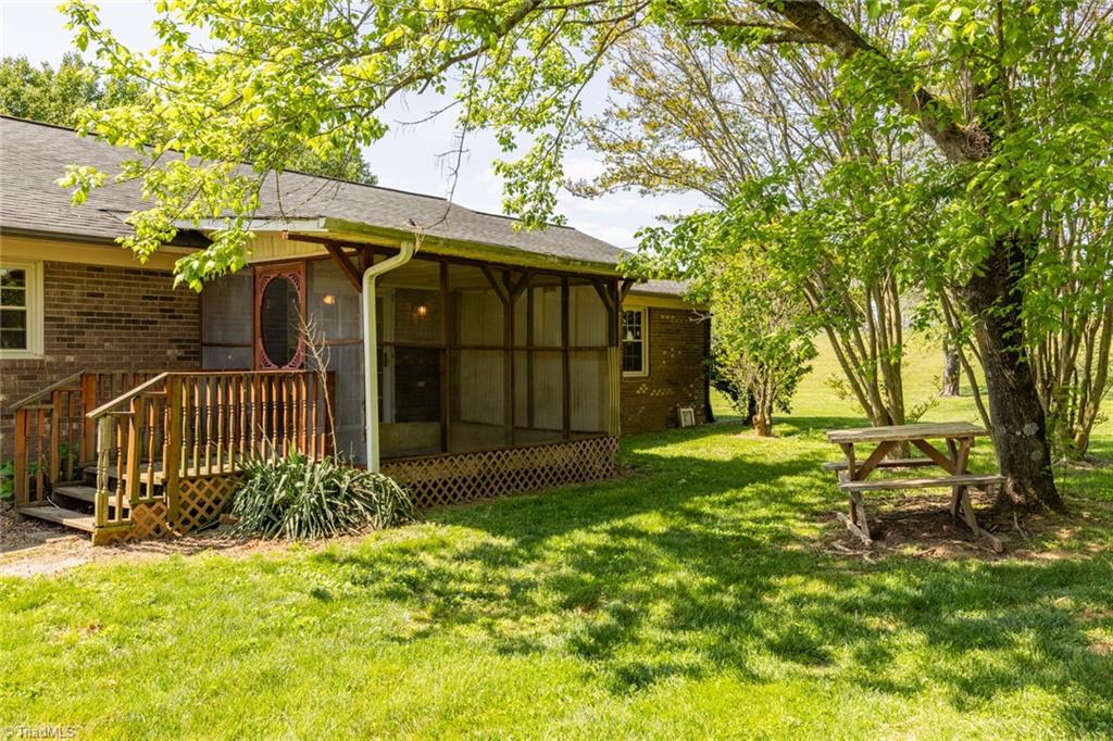 123 Hilltop Drive, Wilkesboro, North Carolina image 16