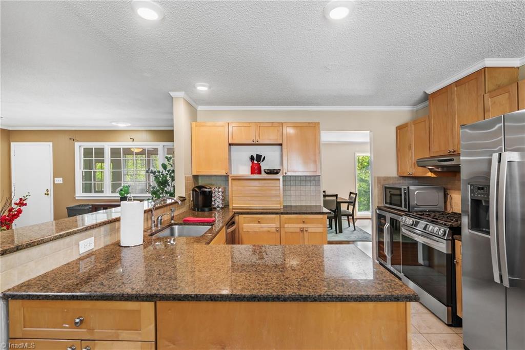 1416 Wales Drive, High Point, North Carolina image 16