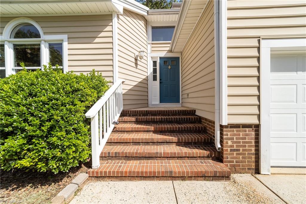 4804 Scarlet Haw Drive, Greensboro, North Carolina image 3