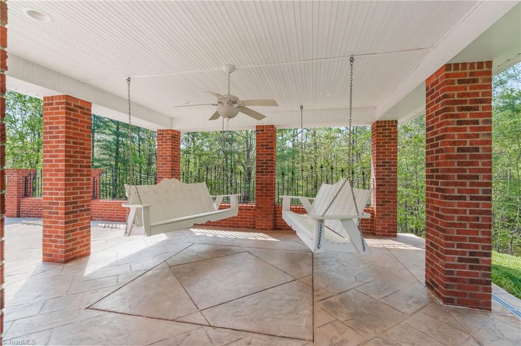 376 Lawrelyn Drive, Mount Airy, North Carolina image 30
