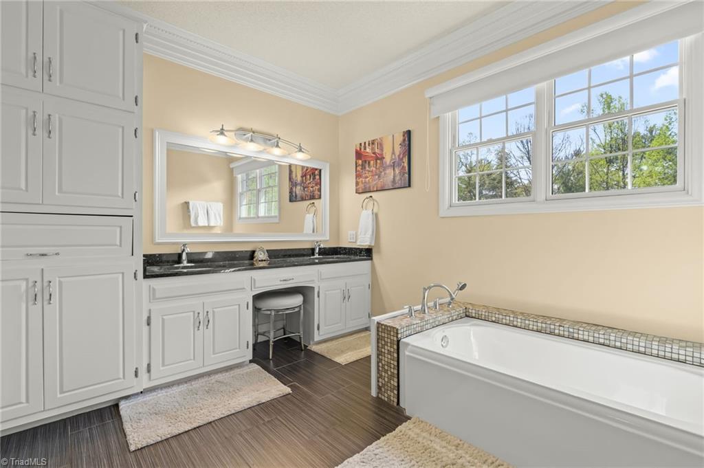 376 Lawrelyn Drive, Mount Airy, North Carolina image 22