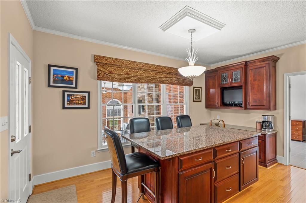 376 Lawrelyn Drive, Mount Airy, North Carolina image 9