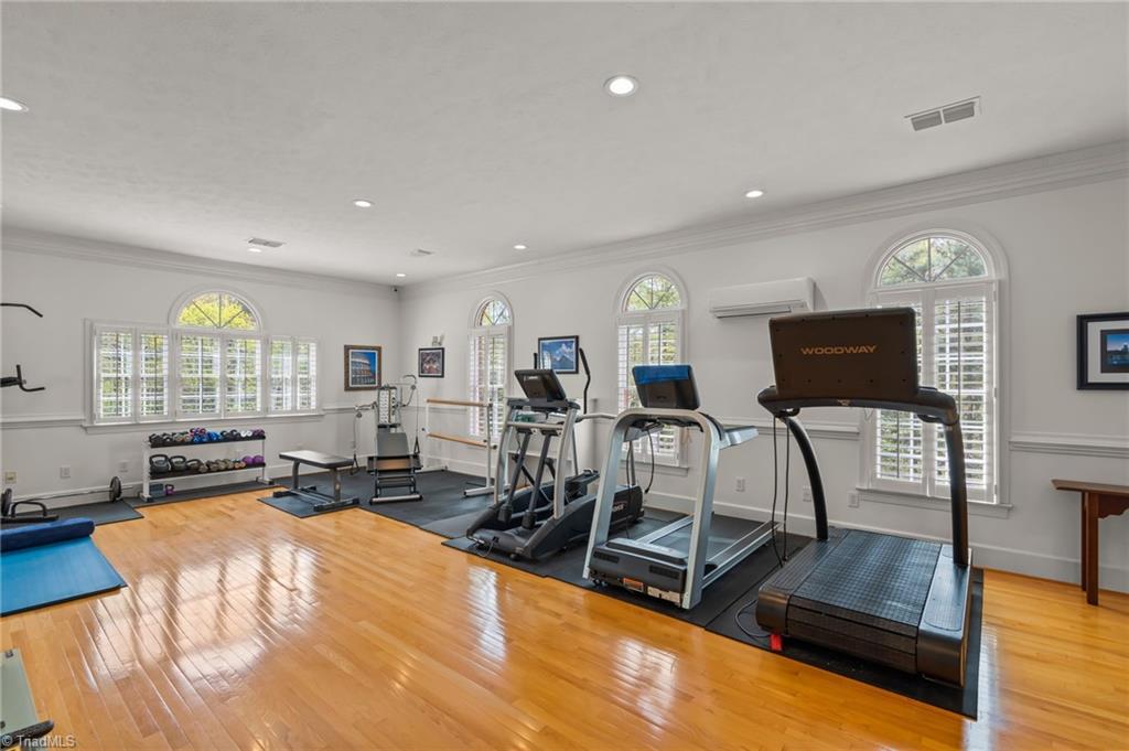 376 Lawrelyn Drive, Mount Airy, North Carolina image 15