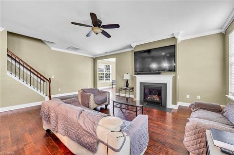 Single Family Residence in Winston Salem NC 3836 Crestwell Cove Court 10.jpg