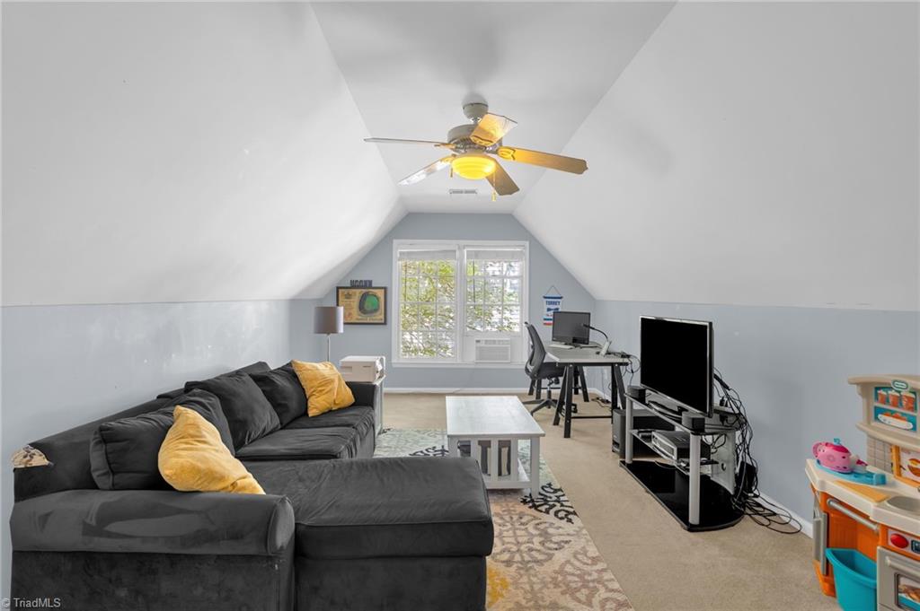3014 Colony Drive, Jamestown, North Carolina image 25