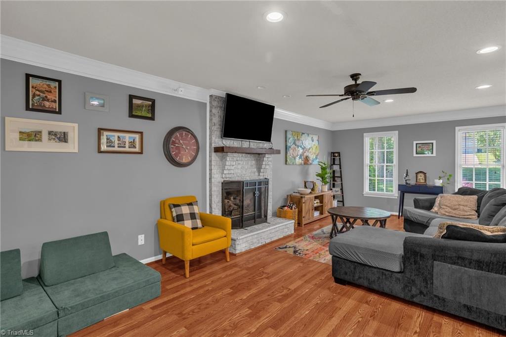 3014 Colony Drive, Jamestown, North Carolina image 8