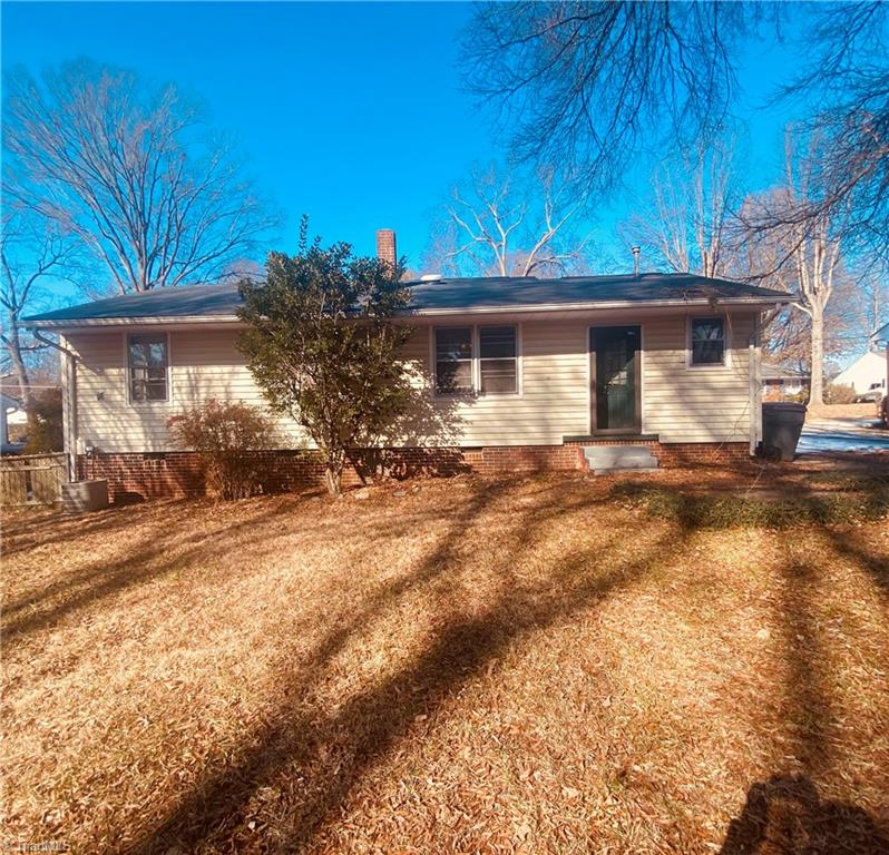 1115 N Woodleigh Circle, Reidsville, North Carolina image 18