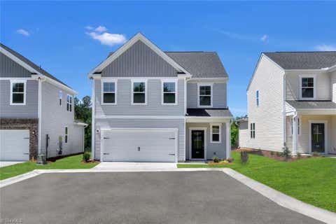 Homes For Sale - 4078 Stallion Street<br/> High Point, NC 27262