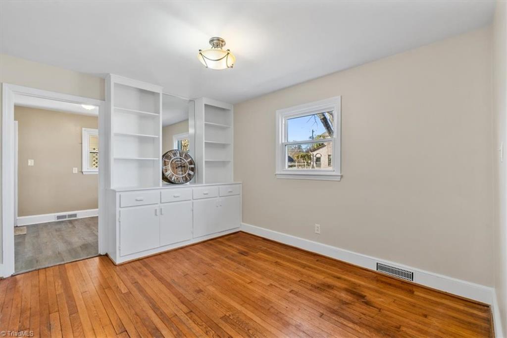 Greensboro, North Carolina 27403, United States, 3 Bedrooms Bedrooms, ,2 BathroomsBathrooms,Residential,Active,173698