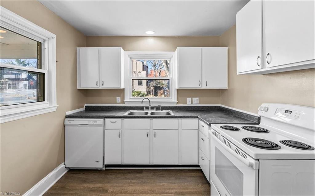 Greensboro, North Carolina 27403, United States, 3 Bedrooms Bedrooms, ,2 BathroomsBathrooms,Residential,Active,173698