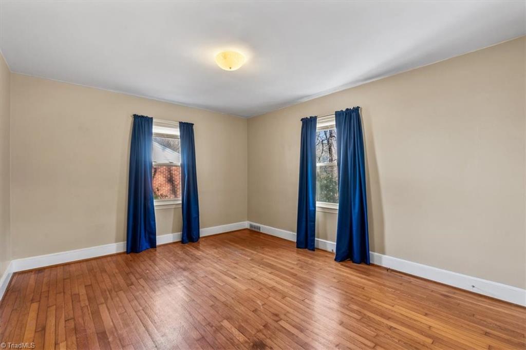 Greensboro, North Carolina 27403, United States, 3 Bedrooms Bedrooms, ,2 BathroomsBathrooms,Residential,Active,173698