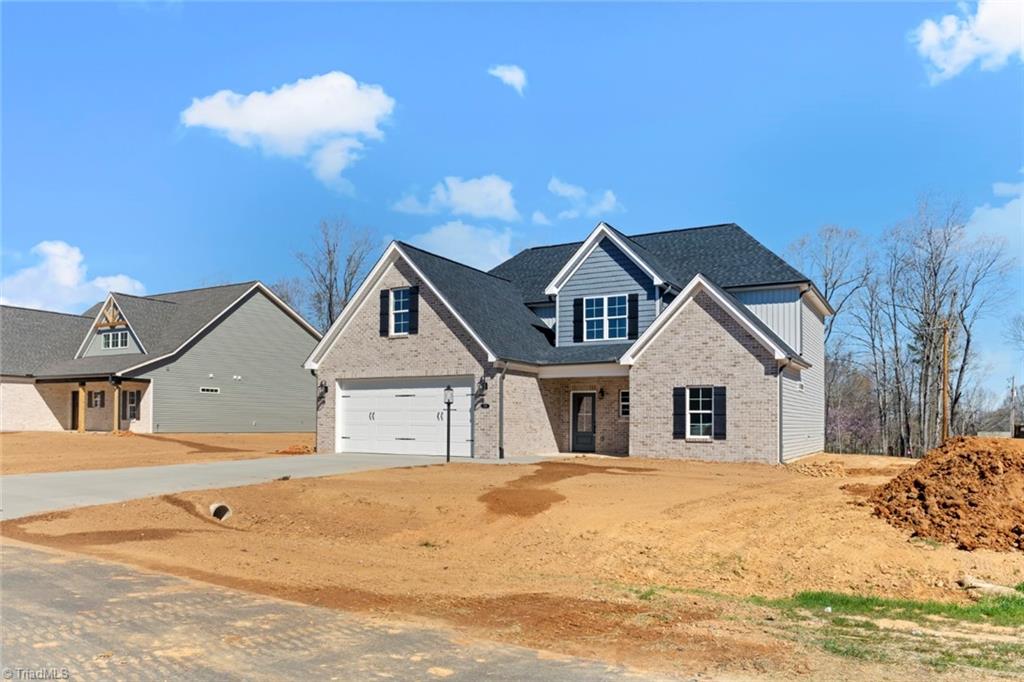 118 Enclave Drive, Clemmons, North Carolina image 2