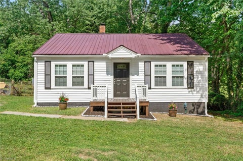 Homes For Sale - 264 Beddington Street<br/> High Point, NC 27260