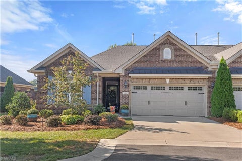 Townhouse For Sale - 601 Watchtower Court<br/> Davidson County, Winston-Salem, NC 27127