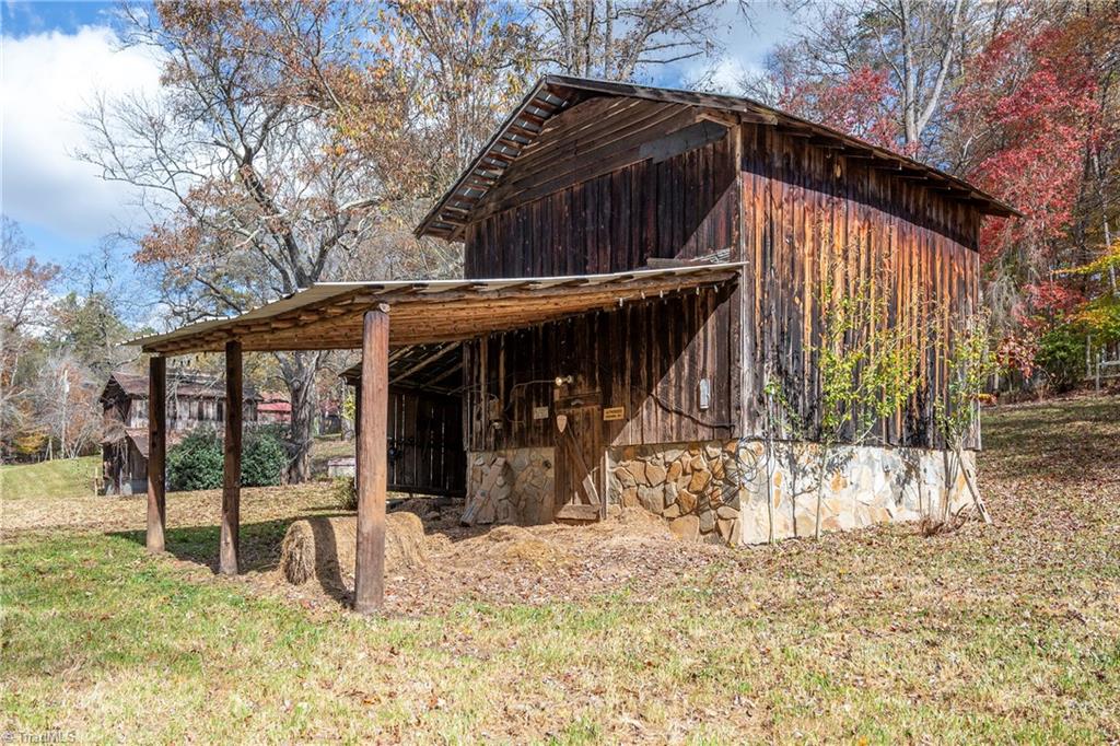 182 Bruckie Trail, Pilot Mountain, North Carolina image 35