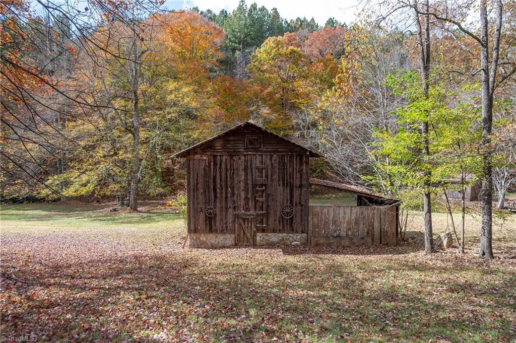 182 Bruckie Trail, Pilot Mountain, North Carolina image 38