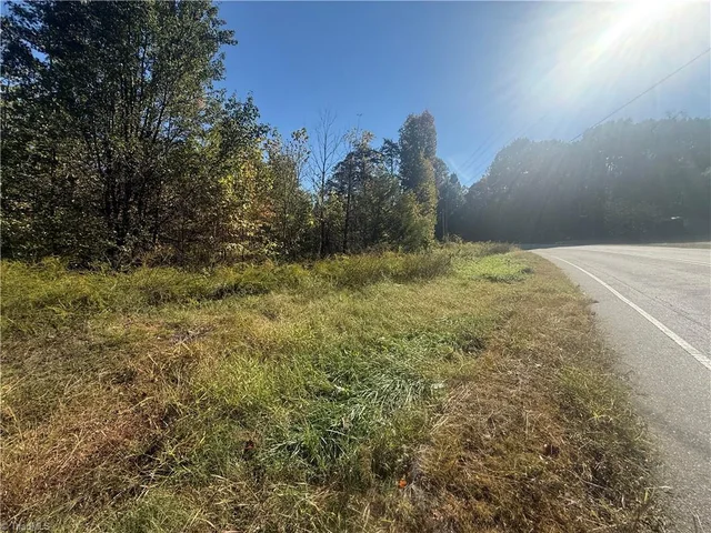 2106 W Old Us Highway 64, photo 3 of 6