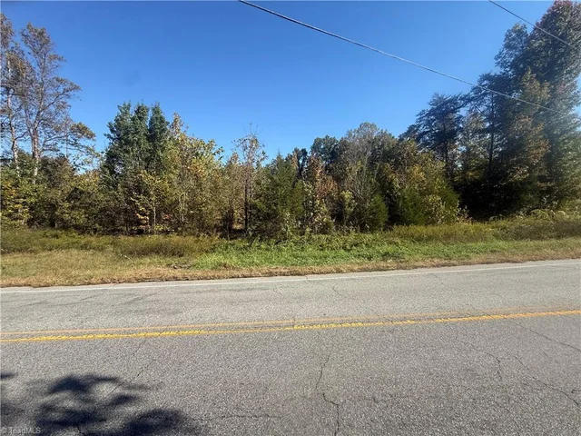 2106 W Old Us Highway 64, photo 5 of 6