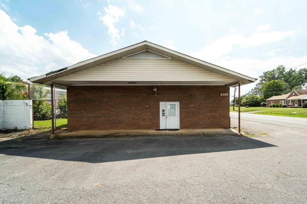 5469 Old Walkertown Road, Winston-salem, NC, 27105