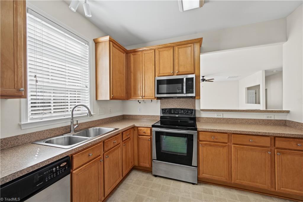 Photo of 5944 Hollow Wood Court, Winston-Salem, NC 27104 (MLS # 1237308)