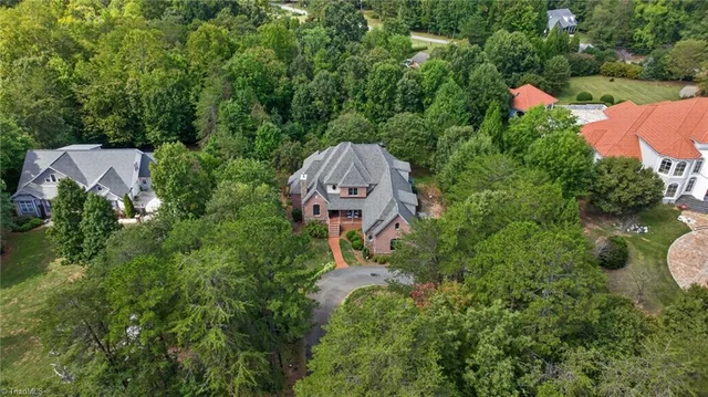 9750 Styers Ferry Road, photo 3 of 49
