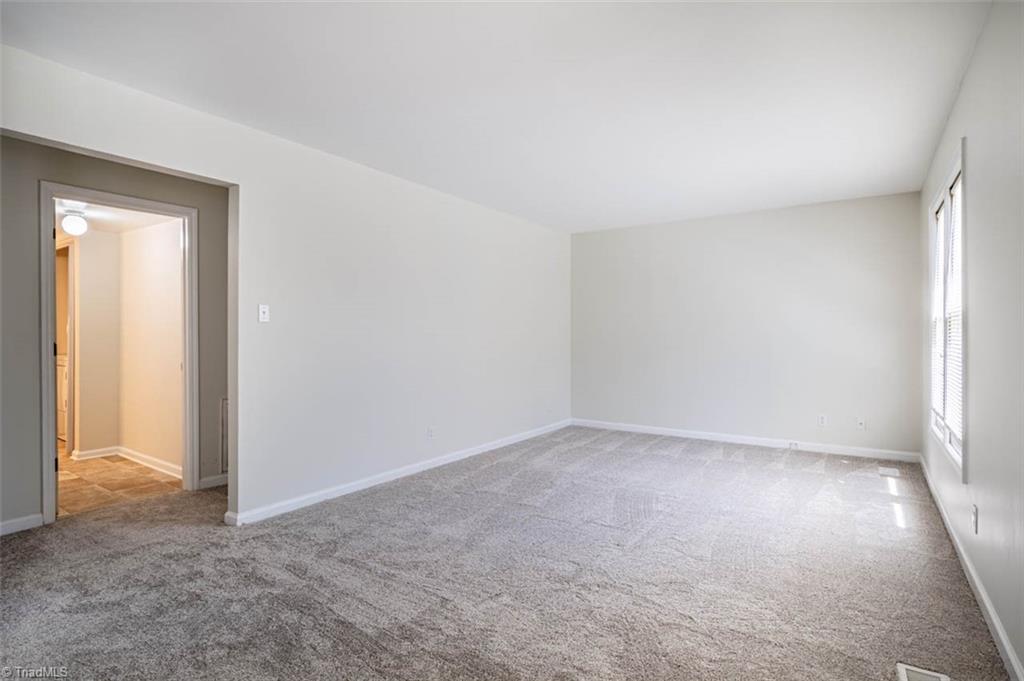 121 Westview Drive #43, Carrboro, North Carolina image 3