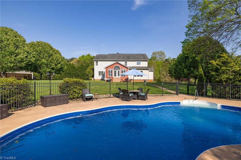 8304 Chartwell Drive, Oak Ridge, North Carolina image 32